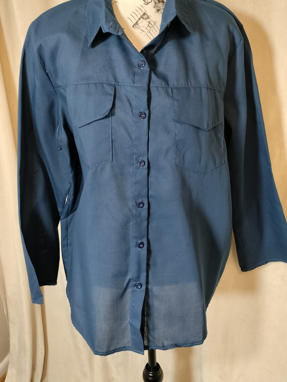 NWOT! Classic Women's Button-up Shirt w/2 Chest Pockets & 3/4 Sleeves  Size 2XL